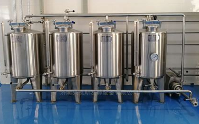 小型果酒發(fā)酵設(shè)備 小型果酒發(fā)酵設(shè)備